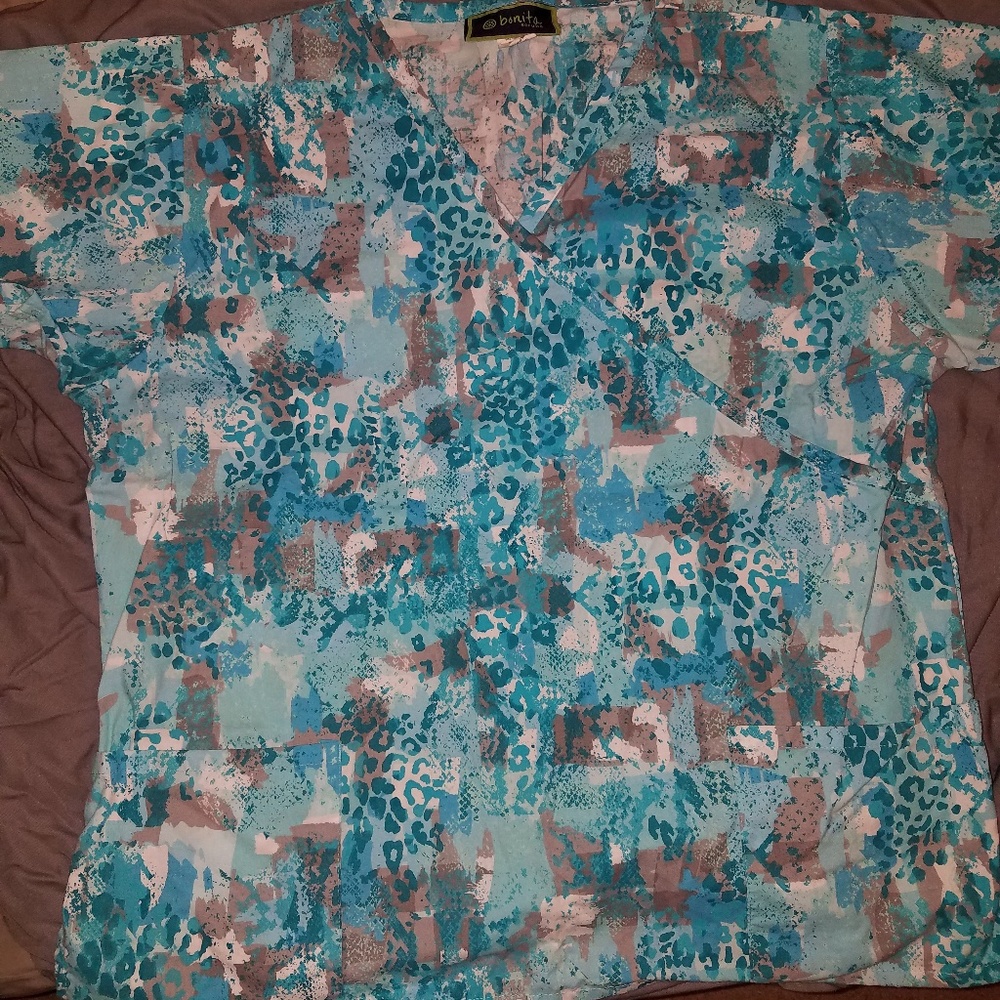 Scrub top